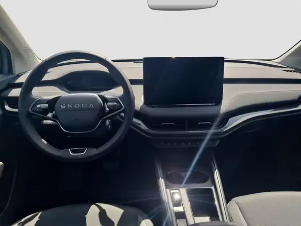 ŠKODA ELROQ (10/16)