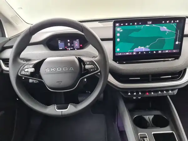 ŠKODA ENYAQ (10/17)