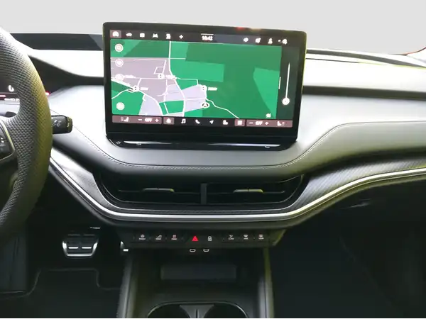 ŠKODA ENYAQ (11/16)