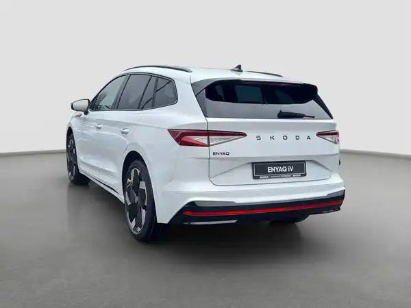 ŠKODA ENYAQ (7/16)