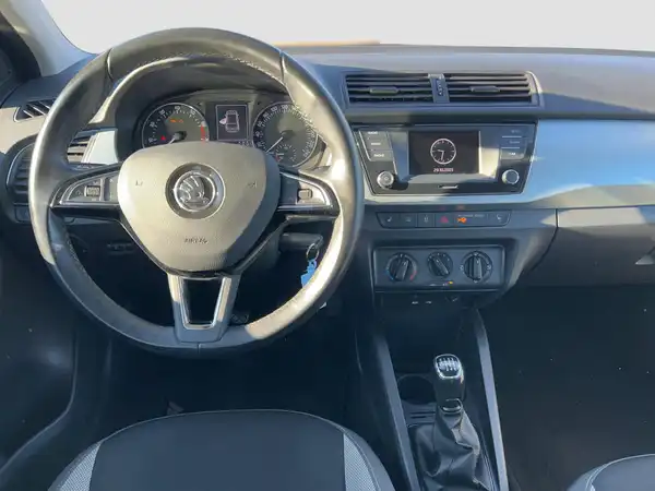 ŠKODA FABIA (10/16)