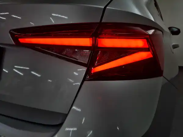 ŠKODA FABIA (13/16)