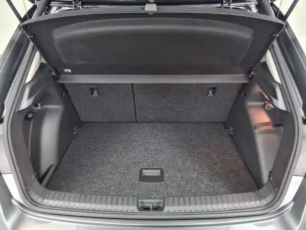 ŠKODA FABIA (12/17)