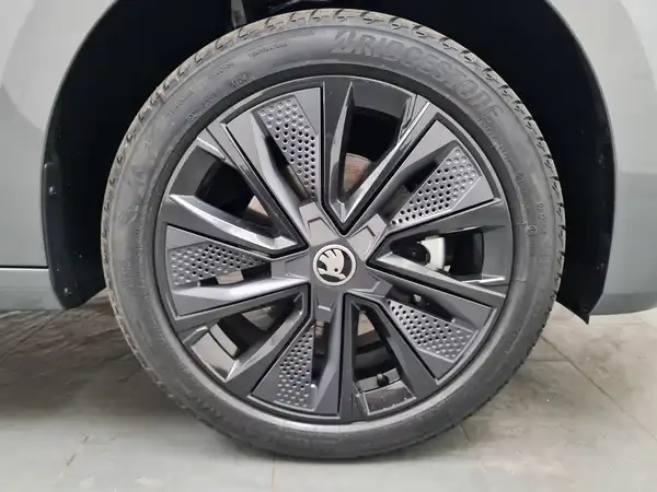 ŠKODA FABIA (15/17)