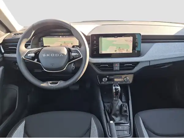 ŠKODA KAMIQ (10/16)