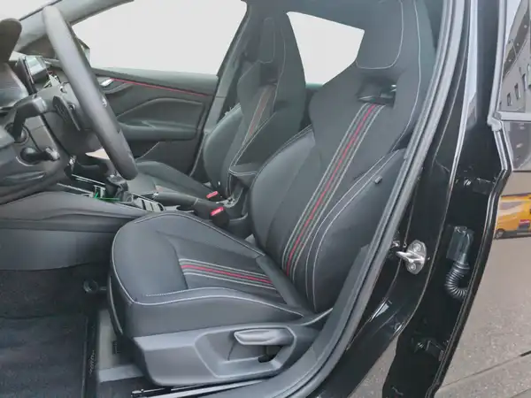 ŠKODA KAMIQ (8/16)