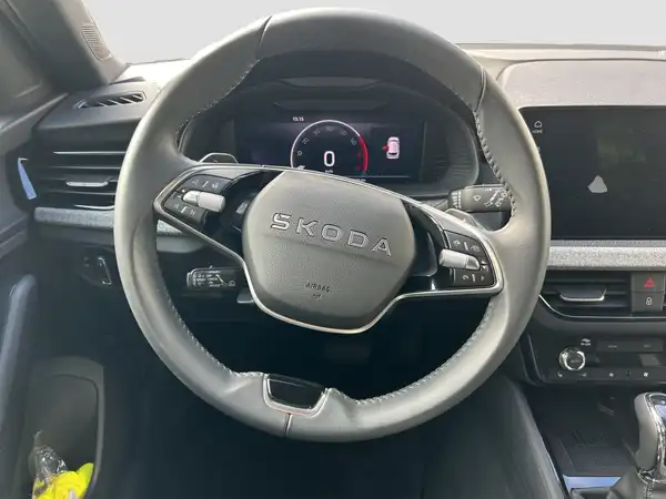 ŠKODA KAMIQ (11/16)