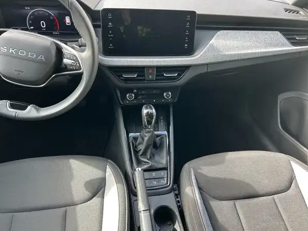ŠKODA KAMIQ (12/16)