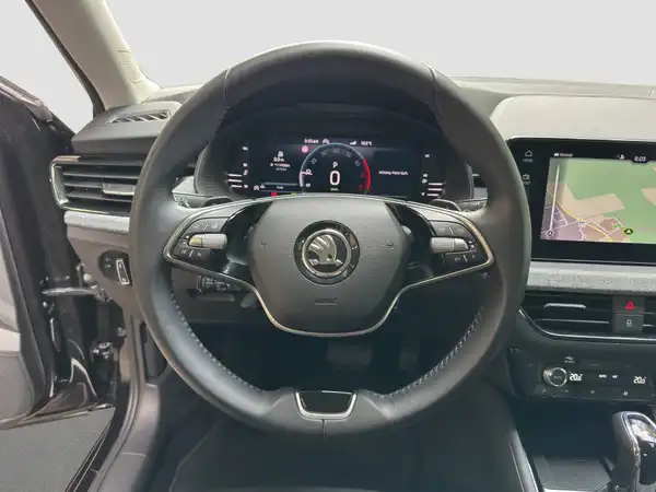 ŠKODA KAMIQ (11/16)