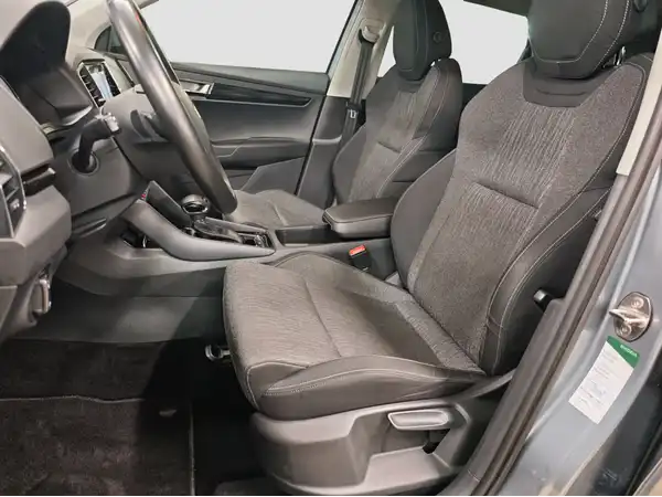 ŠKODA KAROQ (8/16)