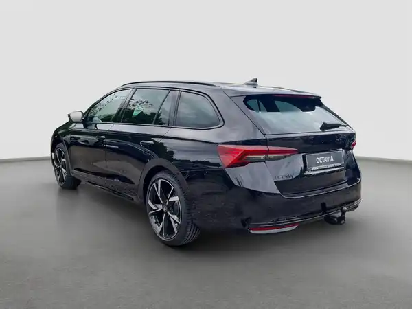 ŠKODA OCTAVIA (7/17)