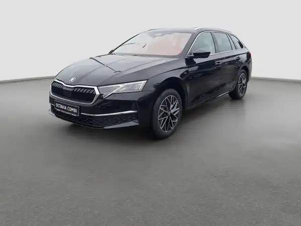 ŠKODA OCTAVIA (1/16)