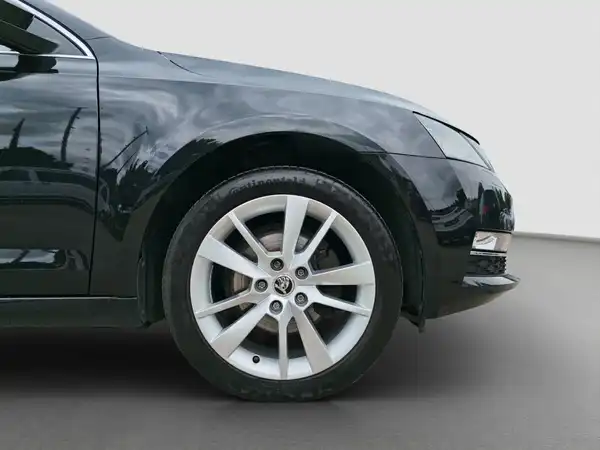 ŠKODA OCTAVIA (16/16)