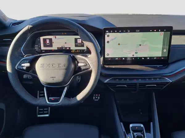 ŠKODA OCTAVIA RS (10/17)