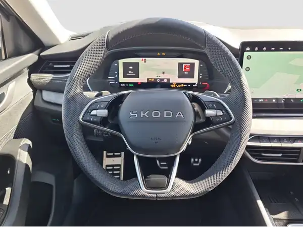 ŠKODA OCTAVIA (11/17)