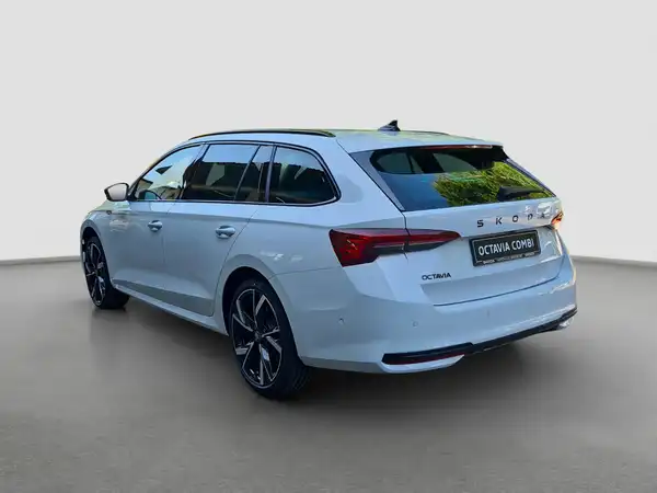 ŠKODA OCTAVIA (7/16)