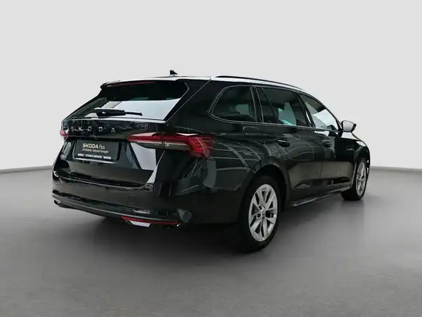 ŠKODA OCTAVIA (5/16)