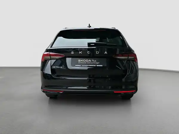 ŠKODA OCTAVIA (6/16)