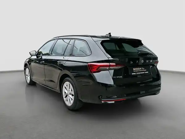 ŠKODA OCTAVIA (7/16)