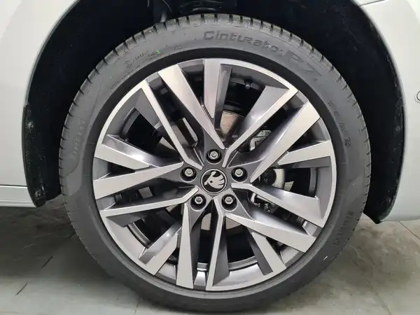ŠKODA OCTAVIA (14/17)