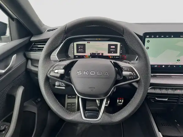 ŠKODA OCTAVIA (11/16)