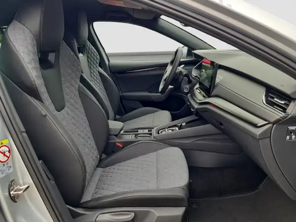 ŠKODA OCTAVIA (14/16)