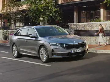 Skoda Octavia Combi Selection (1/4)