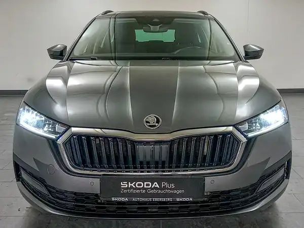 ŠKODA OCTAVIA (3/21)