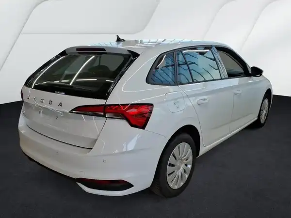 ŠKODA SCALA (3/5)