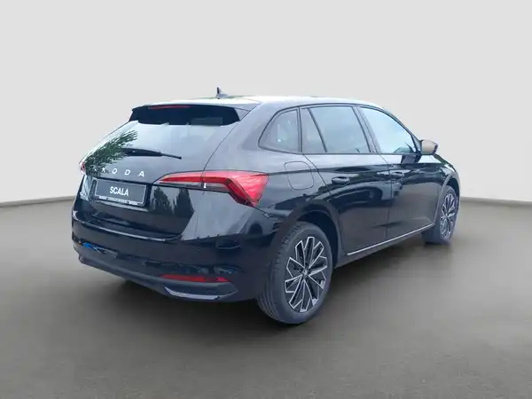 ŠKODA SCALA (4/15)