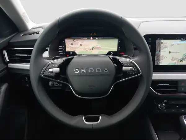 ŠKODA SCALA (10/15)