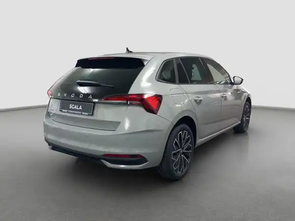 ŠKODA SCALA (4/16)