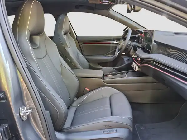 ŠKODA SUPERB (15/17)