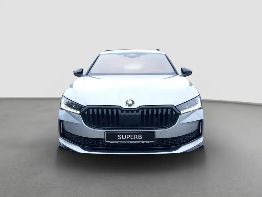 ŠKODA SUPERB (1/15)