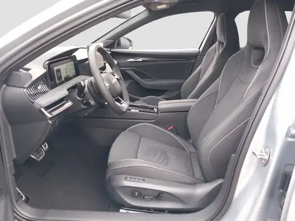 ŠKODA SUPERB (7/15)