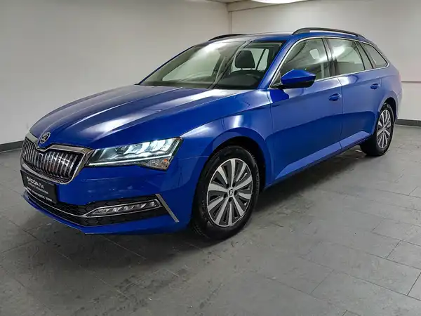 ŠKODA SUPERB (1/22)