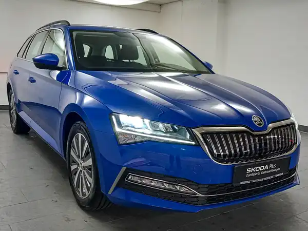 ŠKODA SUPERB (4/22)