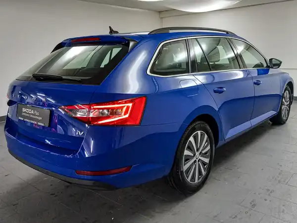 ŠKODA SUPERB (7/22)