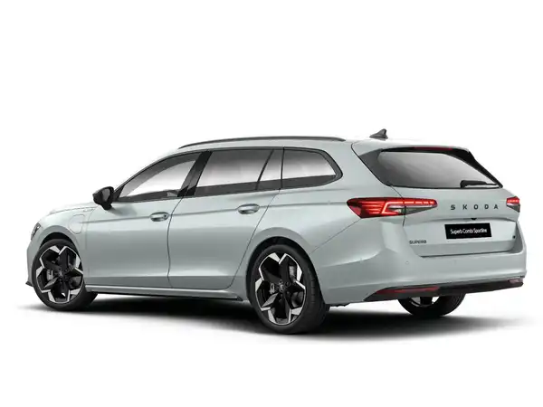 Skoda Superb Combi Sportline (3/4)