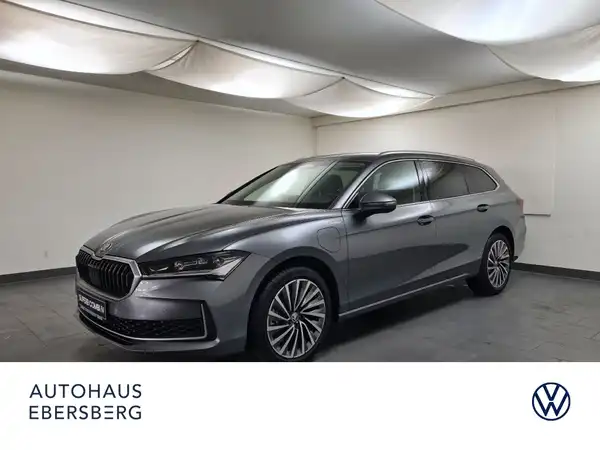 ŠKODA SUPERB (2/18)