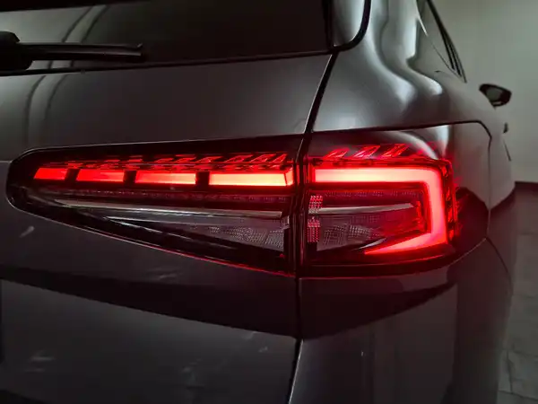 ŠKODA SUPERB (13/18)
