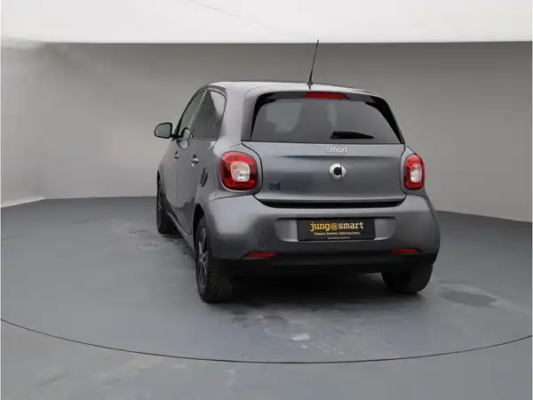 SMART FORFOUR (5/18)