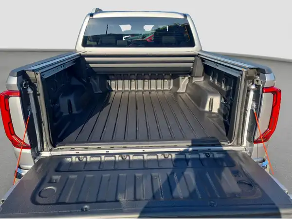 VW AMAROK (13/16)
