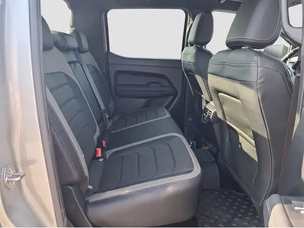 VW AMAROK (15/16)