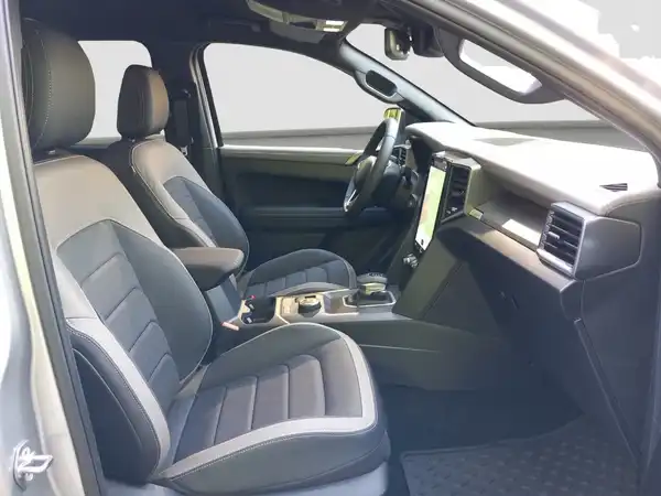 VW AMAROK (14/16)