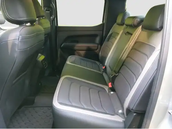 VW AMAROK (9/16)