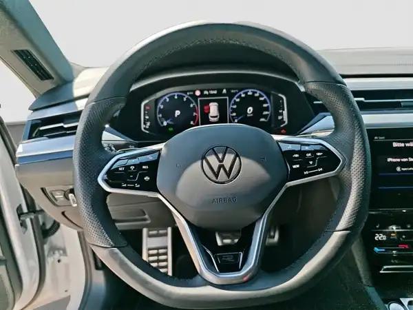 VW ARTEON (11/17)