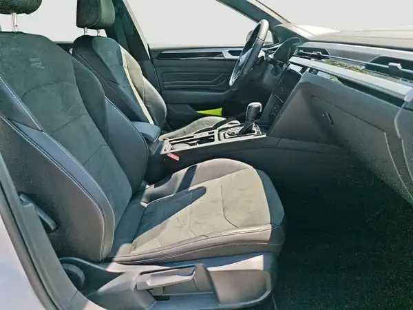 VW ARTEON (15/17)