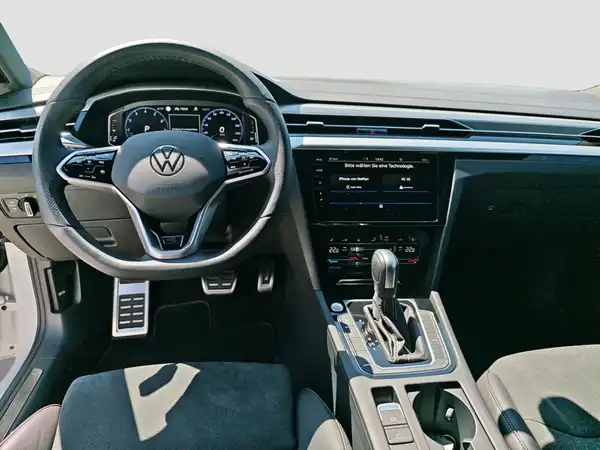 VW ARTEON (10/17)