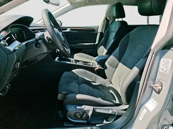 VW ARTEON (8/17)